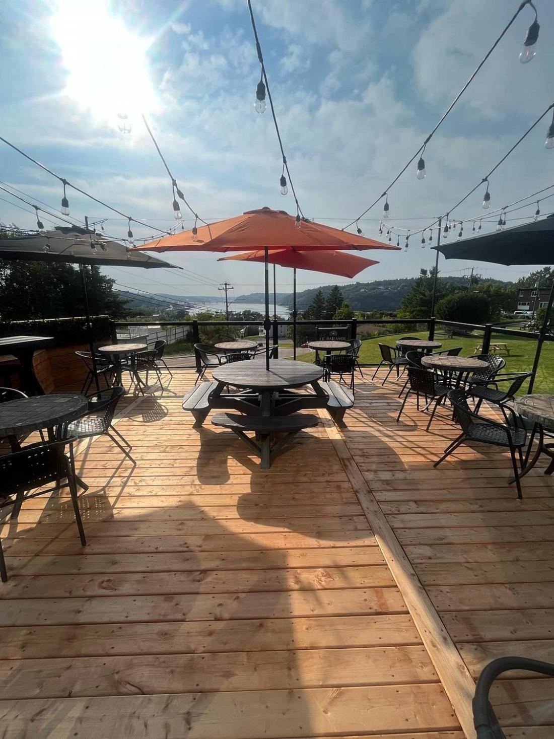 Auberge Le Parasol Saguenay Luaran gambar