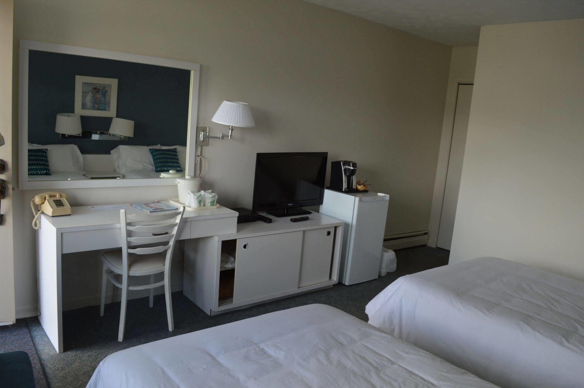 Auberge Le Parasol Saguenay Luaran gambar